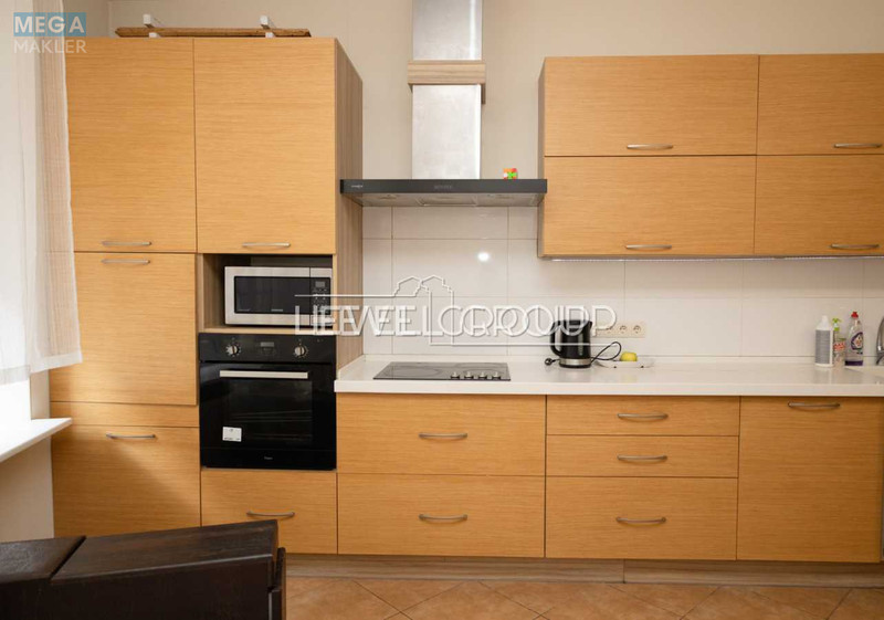 Продаж 3 кімнатної квартири (125/75/17), 8 пов. 26 пов. будинку, <a class="location-link" href="/kiev/" title="Недвижимость Київ">Київ</a>, <a class="location-link" href="/kiev/pecherskij/" title="Недвижимость Печерський район">Печерський р-н</a>, Евгения Коновальца ул., 36в (изображение 5)