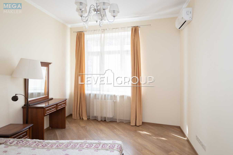 Продаж 3 кімнатної квартири (125/75/17), 8 пов. 26 пов. будинку, <a class="location-link" href="/kiev/" title="Недвижимость Київ">Київ</a>, <a class="location-link" href="/kiev/pecherskij/" title="Недвижимость Печерський район">Печерський р-н</a>, Евгения Коновальца ул., 36в (изображение 10)