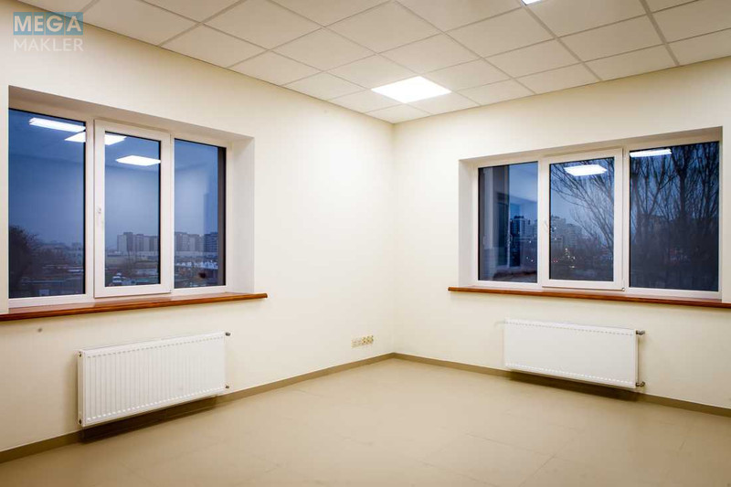 Оренда комерційної нерухомості, 105 кв.м, под офис, <a class="location-link" href="/kiev/" title="Недвижимость Київ">Київ</a>, <a class="location-link" href="/kiev/goloseevskij/" title="Недвижимость Голосіївський район">Голосіївський р-н</a>, Степана Рудницкого ул., 2б (изображение 15)