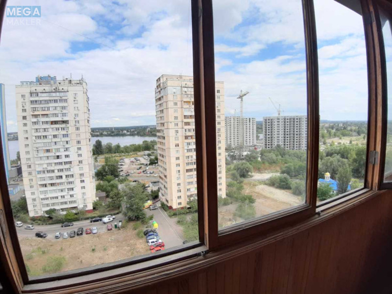 Оренда 1 кімнатної квартири, <a class="location-link" href="/kiev/" title="Недвижимость Київ">Київ</a>, <a class="location-link" href="/kiev/darnickij/" title="Недвижимость Дарницький район">Дарницький р-н</a>, Вишняковская ул., 5А (изображение 8)