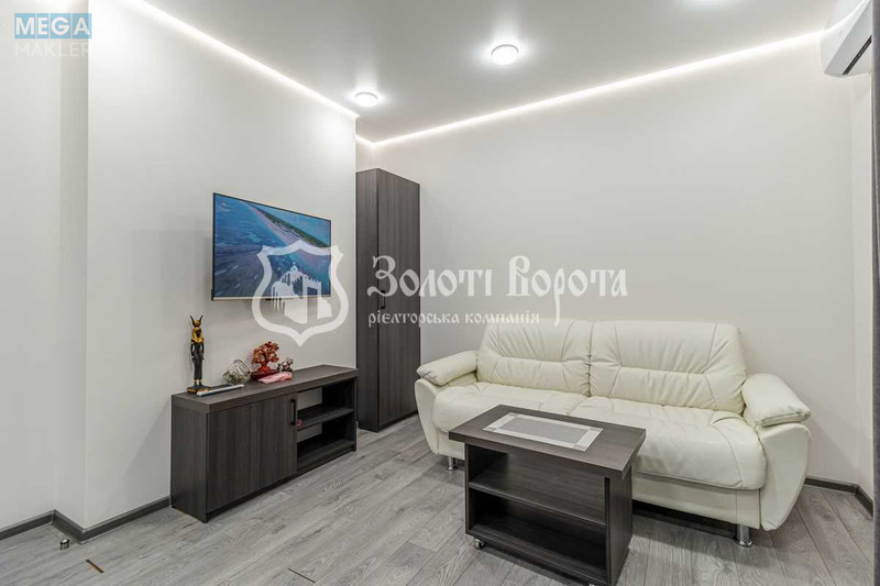 Продаж комерційної нерухомості, 77 кв.м, под офис, <a class="location-link" href="/kiev/" title="Недвижимость Київ">Київ</a>, <a class="location-link" href="/kiev/solomenskij/" title="Недвижимость Солом'янський район">Солом'янський р-н</a>, Любомира Гузара просп., 11 (изображение 8)