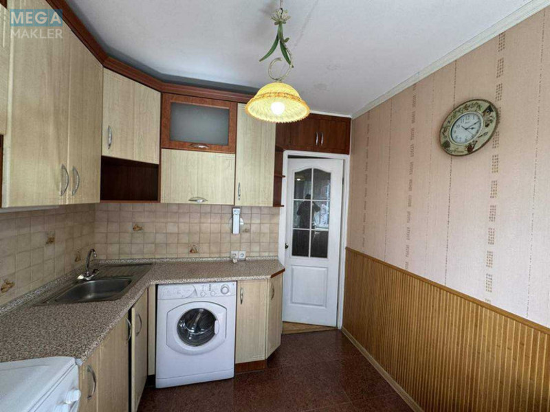 Оренда 2 кімнатної квартири, <a class="location-link" href="/kiev/" title="Недвижимость Київ">Київ</a>, <a class="location-link" href="/kiev/pecherskij/" title="Недвижимость Печерський район">Печерський р-н</a>, Предславинская ул., 51 (изображение 8)