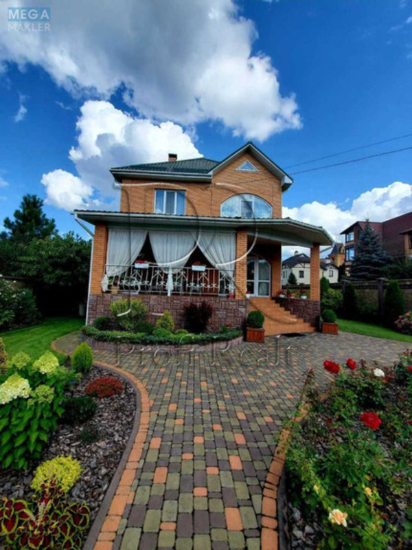 Продаж дома, 2&nbsp;поверху, 215&nbsp;кв.м, 4&nbsp;кімнати, ділянка 12&nbsp;соток, <a class="location-link" href="/kiev/" title="Недвижимость Київ">Київ</a>, <a class="location-link" href="/kiev/obolonskij/" title="Недвижимость Оболонський район">Оболонський р-н</a>, Богатирська вул. (изображение 2)