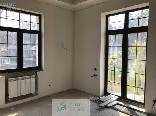 Продаж дома, 4&nbsp;поверху, 1&nbsp;152&nbsp;кв.м, 10&nbsp;кімнат, ділянка 60&nbsp;соток, <a class="location-link" href="/bucha/" title="Недвижимость Буча">Буча</a>, Гулака-Артемовского, 2 (изображение 17)