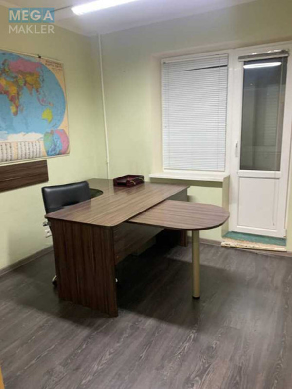 Продаж 5 кімнатної квартири (95/67/7), 1 пов. 9 пов. будинку, <a class="location-link" href="/kiev/" title="Недвижимость Київ">Київ</a>, <a class="location-link" href="/kiev/goloseevskij/" title="Недвижимость Голосіївський район">Голосіївський р-н</a>, Бурмистенко ул., 12 (изображение 3)