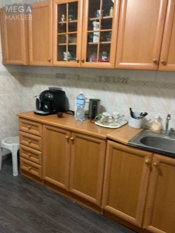 Продаж 5 кімнатної квартири (95/67/7), 1 пов. 9 пов. будинку, <a class="location-link" href="/kiev/" title="Недвижимость Київ">Київ</a>, <a class="location-link" href="/kiev/goloseevskij/" title="Недвижимость Голосіївський район">Голосіївський р-н</a>, Бурмистенко ул., 12 (изображение 5)
