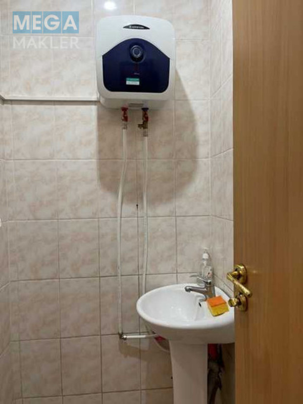 Продаж комерційної нерухомості, 142,40 кв.м, под магазин, <a class="location-link" href="/kiev/" title="Недвижимость Київ">Київ</a>, <a class="location-link" href="/kiev/shevchenkovskij/" title="Недвижимость Шевченківський район">Шевченківський р-н</a>, Данила Щербаківського вул., 57 (изображение 8)