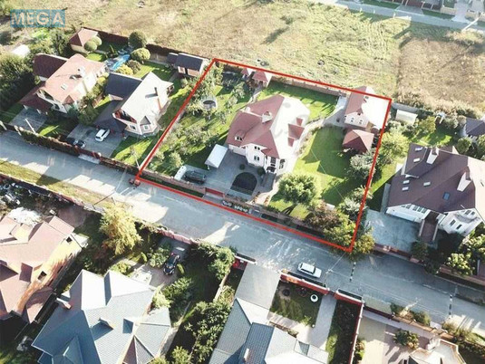 Продаж дома, 3&nbsp;поверху, 360&nbsp;кв.м, 5&nbsp;кімнат, ділянка 18&nbsp;соток, <a class="location-link" href="/gora/" title="Недвижимость Гора">Гора</a>, Яблунева (изображение 4)