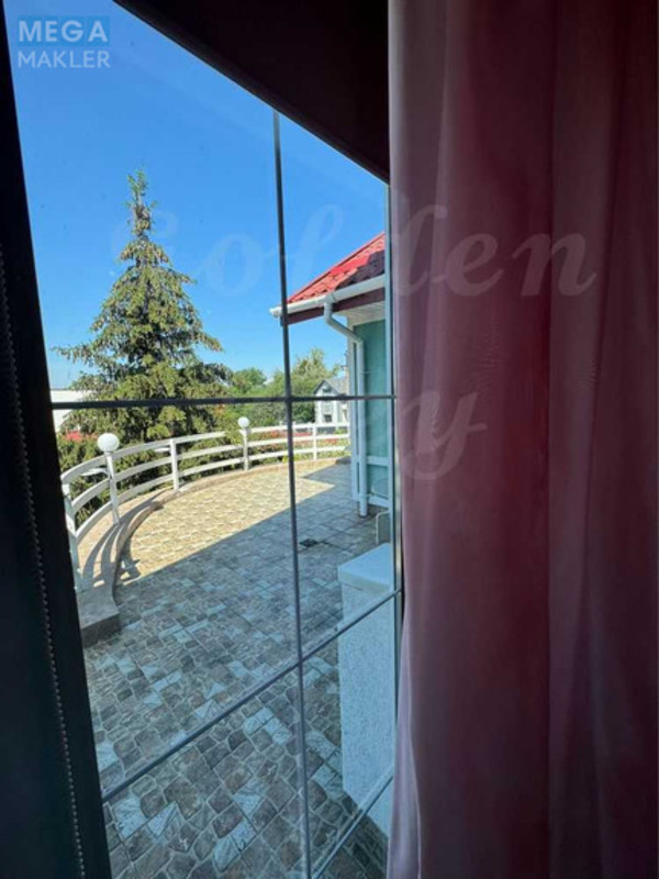 Продаж дома, 3 поверху, 406 кв.м, 6 кімнат, ділянка 18 соток, <a class="location-link" href="/kiev/" title="Недвижимость Київ">Київ</a>, <a class="location-link" href="/kiev/darnickij/" title="Недвижимость Дарницький район">Дарницький р-н</a>, 65-а Садова вул. (изображение 10)