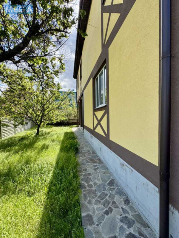 Продаж дома, 2 поверху, 380 кв.м, 9 кімнат, ділянка 5 соток, <a class="location-link" href="/novoselki-selo-kv/" title="Недвижимость Новосілки">Новосілки</a>, Киевская (изображение 4)