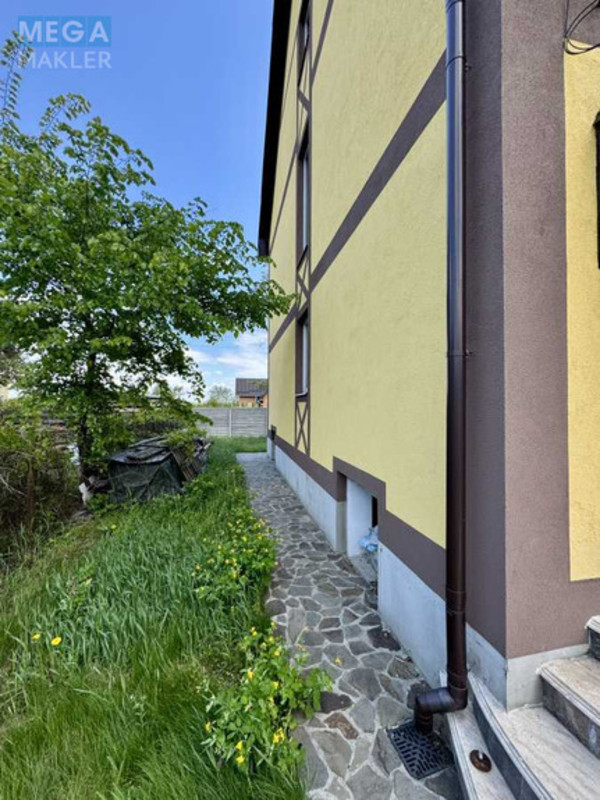Продаж дома, 2 поверху, 380 кв.м, 9 кімнат, ділянка 5 соток, <a class="location-link" href="/novoselki-selo-kv/" title="Недвижимость Новосілки">Новосілки</a>, Киевская (изображение 5)