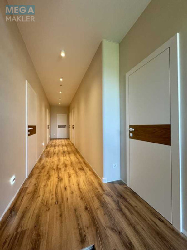 Продаж дома, 2 поверху, 380 кв.м, 9 кімнат, ділянка 5 соток, <a class="location-link" href="/novoselki-selo-kv/" title="Недвижимость Новосілки">Новосілки</a>, Киевская (изображение 14)