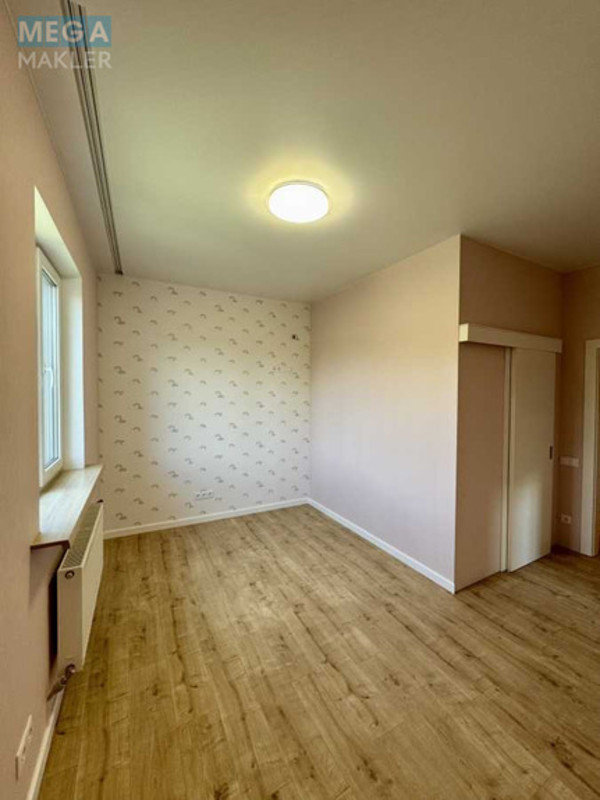 Продаж дома, 2 поверху, 380 кв.м, 9 кімнат, ділянка 5 соток, <a class="location-link" href="/novoselki-selo-kv/" title="Недвижимость Новосілки">Новосілки</a>, Киевская (изображение 24)
