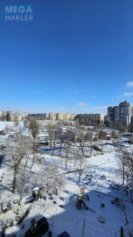 Продаж 3 кімнатної квартири (63/36/7), 8 пов. 9 пов. будинку, <a class="location-link" href="/dneprodzerzhinsk/" title="Недвижимость Кам'янське">Каменское</a>, проспект Надднепрянский, 11 (изображение 11)