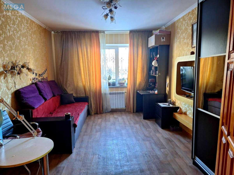 Продаж 3 кімнатної квартири (69/45/8), 2 пов. 9 пов. будинку, <a class="location-link" href="/kiev/" title="Недвижимость Київ">Київ</a>, <a class="location-link" href="/kiev/obolonskij/" title="Недвижимость Оболонський район">Оболонський р-н</a>, Героев Днепра ул., 35 (изображение 2)