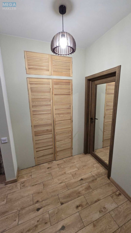 Продаж дома, 3 поверху, 117 кв.м, 5 кімнат, ділянка 1,70 сотка, <a class="location-link" href="/irpen/" title="Недвижимость Ірпінь">Ірпінь</a>, Українська, 98 (изображение 3)