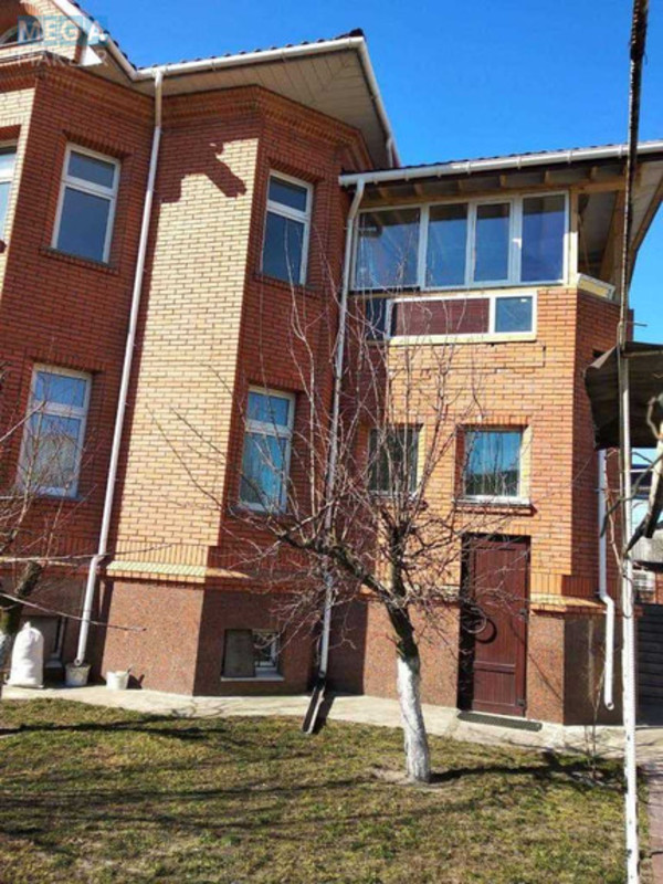 Продаж дома, 2 поверху, 491 кв.м, 8 кімнат, ділянка 10 соток, <a class="location-link" href="/kiev/" title="Недвижимость Київ">Київ</a>, <a class="location-link" href="/kiev/desnyanskij/" title="Недвижимость Деснянський район">Деснянський р-н</a>, Радунская ул. (изображение 8)