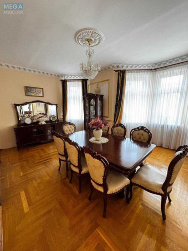 Продаж дома, 2 поверху, 491 кв.м, 8 кімнат, ділянка 10 соток, <a class="location-link" href="/kiev/" title="Недвижимость Київ">Київ</a>, <a class="location-link" href="/kiev/desnyanskij/" title="Недвижимость Деснянський район">Деснянський р-н</a>, Радунская ул. (изображение 15)