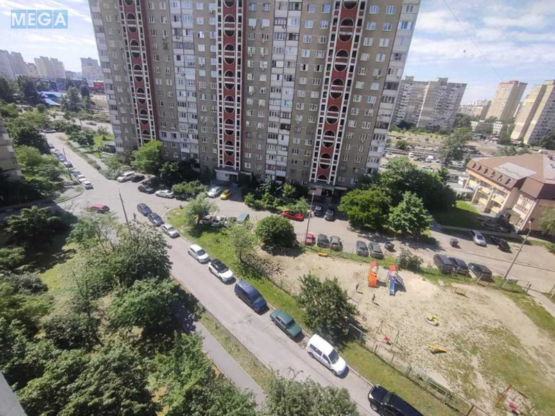 Продаж 2 кімнатної квартири (55/?/13), 9 пов. 16 пов. будинку, <a class="location-link" href="/kiev/" title="Недвижимость Київ">Київ</a>, <a class="location-link" href="/kiev/desnyanskij/" title="Недвижимость Деснянський район">Деснянський р-н</a>, Оноре Де Бальзака ул., 56 (изображение 6)