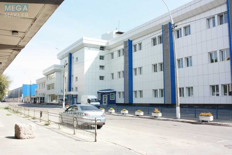 Оренда комерційної нерухомості, 110 кв.м, под офис, <a class="location-link" href="/kiev/" title="Недвижимость Київ">Київ</a>, <a class="location-link" href="/kiev/podolskij/" title="Недвижимость Подільський район">Подільський р-н</a>, Викентия Хвойки ул., 18/14 (изображение 3)