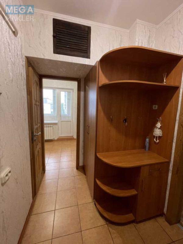 Продаж 1 кімнатної квартири (37/19/7), 9 пов. 9 пов. будинку, <a class="location-link" href="/kiev/" title="Недвижимость Київ">Київ</a>, <a class="location-link" href="/kiev/desnyanskij/" title="Недвижимость Деснянський район">Деснянський р-н</a>, Владимира Маяковского просп., 26б (изображение 10)