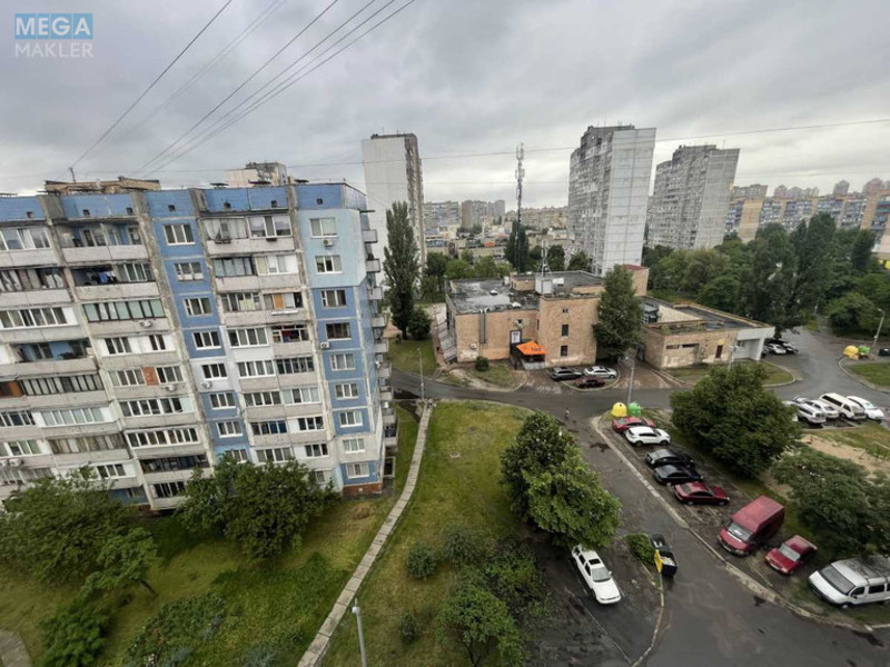 Продаж 1 кімнатної квартири (37/19/7), 9 пов. 9 пов. будинку, <a class="location-link" href="/kiev/" title="Недвижимость Київ">Київ</a>, <a class="location-link" href="/kiev/desnyanskij/" title="Недвижимость Деснянський район">Деснянський р-н</a>, Владимира Маяковского просп., 26б (изображение 13)