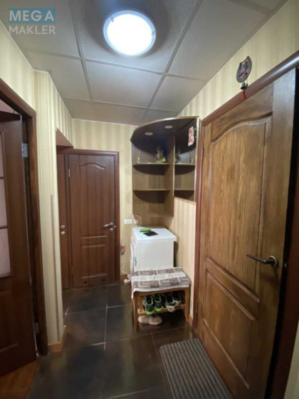 Оренда 1 кімнатної квартири, <a class="location-link" href="/kiev/" title="Недвижимость Київ">Київ</a>, <a class="location-link" href="/kiev/obolonskij/" title="Недвижимость Оболонський район">Оболонський р-н</a>, Оболонська пл., 1 (изображение 15)