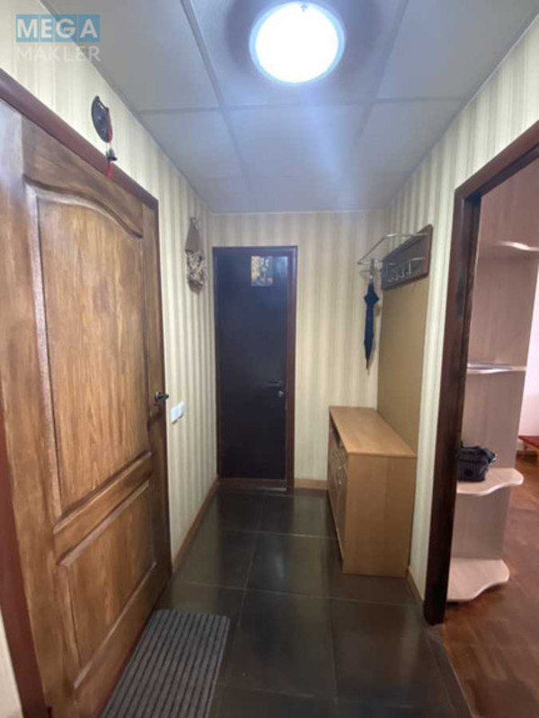 Оренда 1 кімнатної квартири, <a class="location-link" href="/kiev/" title="Недвижимость Київ">Київ</a>, <a class="location-link" href="/kiev/obolonskij/" title="Недвижимость Оболонський район">Оболонський р-н</a>, Оболонська пл., 1 (изображение 16)