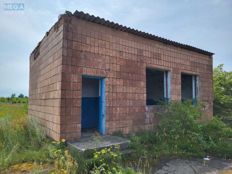 Продаж окремої будівлі/побудови, 19 820,20 кв.м, <a class="location-link" href="/sarny/" title="Недвижимость Сарні">Сарни</a>, Соборна, 112 (изображение 2)