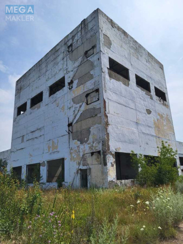 Продаж окремої будівлі/побудови, 19 820,20 кв.м, <a class="location-link" href="/sarny/" title="Недвижимость Сарні">Сарни</a>, Соборна, 112 (изображение 3)