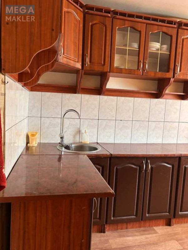 Оренда 1 кімнатної квартири, <a class="location-link" href="/kiev/" title="Недвижимость Київ">Київ</a>, <a class="location-link" href="/kiev/podolskij/" title="Недвижимость Подільський район">Подільський р-н</a>, Светлицкого ул., 26 (изображение 18)