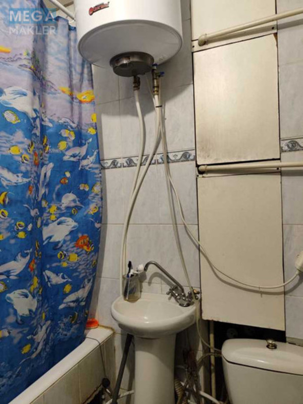 Продаж 1 кімнатної квартири (34/17/6), 3 пов. 5 пов. будинку, <a class="location-link" href="/kiev/" title="Недвижимость Київ">Київ</a>, <a class="location-link" href="/kiev/dneprovskij/" title="Недвижимость Дніпровський район">Дніпровський р-н</a>, Юрія Гагаріна просп., 5/2 (изображение 5)