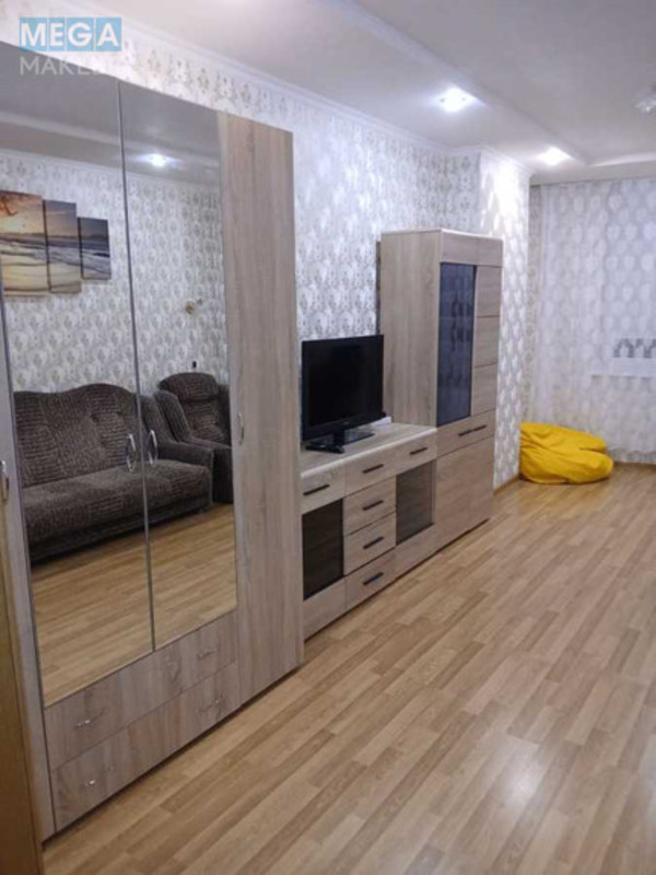 Оренда 2 кімнатної квартири, <a class="location-link" href="/kiev/" title="Недвижимость Київ">Київ</a>, <a class="location-link" href="/kiev/svyatoshinskij/" title="Недвижимость Святошинський район">Святошинський р-н</a>, Перемоги просп., 121 (изображение 6)