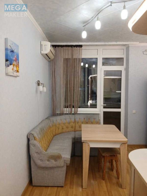 Оренда 2 кімнатної квартири, <a class="location-link" href="/kiev/" title="Недвижимость Київ">Київ</a>, <a class="location-link" href="/kiev/svyatoshinskij/" title="Недвижимость Святошинський район">Святошинський р-н</a>, Перемоги просп., 121 (изображение 13)