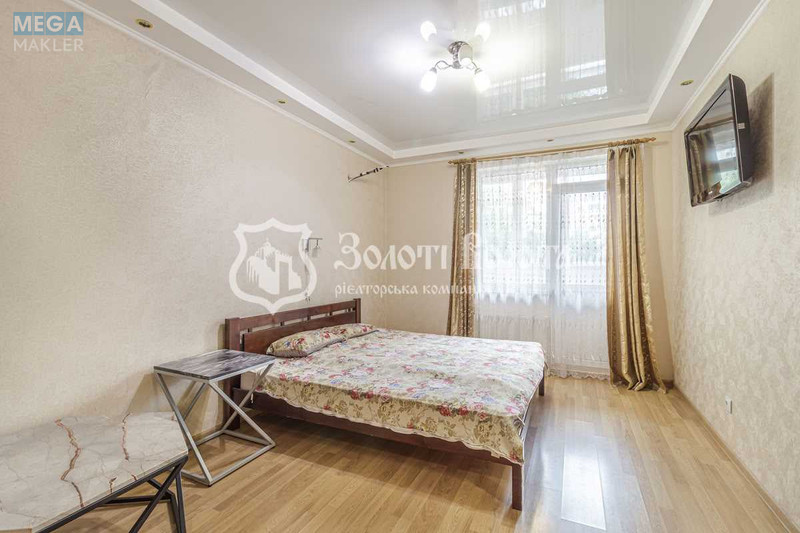 Продаж 2 кімнатної квартири (72/26/14), 2 пов. 12 пов. будинку, <a class="location-link" href="/sofievskaya-borshagovka/" title="Недвижимость Софіївська Борщагівка">Софіївська Борщагівка</a>, Івана Франка, 6 (изображение 10)