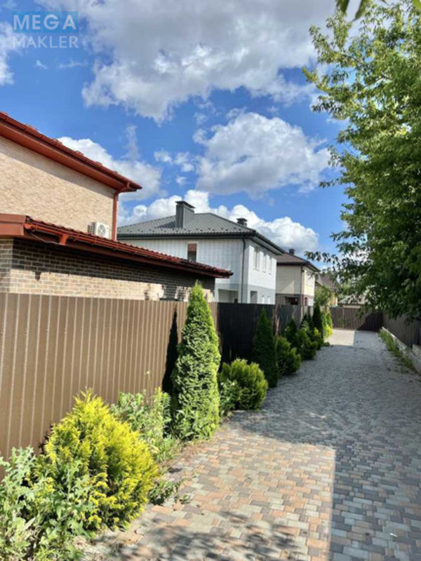 Продаж дома, 2 поверху, 133 кв.м, 4 кімнати, ділянка 4 сотки, <a class="location-link" href="/bucha/" title="Недвижимость Буча">Буча</a>, Сімї Забарило, 33 (изображение 2)