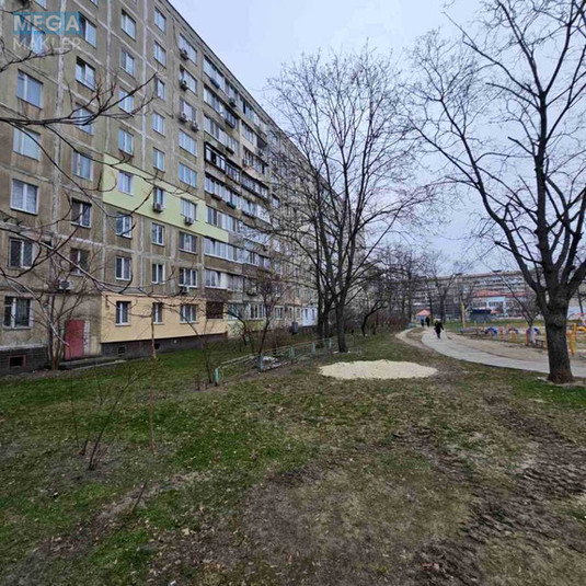 Продаж 2 кімнатної квартири (46/26/7), 1 пов. 9 пов. будинку, <a class="location-link" href="/kiev/" title="Недвижимость Київ">Київ</a>, <a class="location-link" href="/kiev/obolonskij/" title="Недвижимость Оболонський район">Оболонський р-н</a>, Маршала Малиновского ул., 13б (изображение 2)