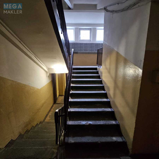 Продаж 2 кімнатної квартири (46/26/7), 1 пов. 9 пов. будинку, <a class="location-link" href="/kiev/" title="Недвижимость Київ">Київ</a>, <a class="location-link" href="/kiev/obolonskij/" title="Недвижимость Оболонський район">Оболонський р-н</a>, Маршала Малиновского ул., 13б (изображение 4)