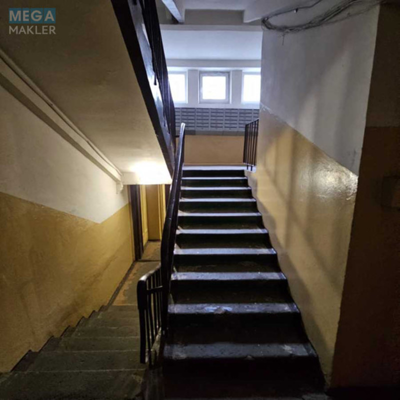Продаж 2 кімнатної квартири (46/26/7), 1 пов. 9 пов. будинку, <a class="location-link" href="/kiev/" title="Недвижимость Київ">Київ</a>, <a class="location-link" href="/kiev/obolonskij/" title="Недвижимость Оболонський район">Оболонський р-н</a>, Маршала Малиновского ул., 13б (изображение 4)
