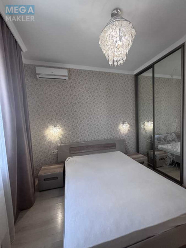 Оренда 1 кімнатної квартири, <a class="location-link" href="/kiev/" title="Недвижимость Київ">Київ</a>, <a class="location-link" href="/kiev/pecherskij/" title="Недвижимость Печерський район">Печерський р-н</a>, Драгомирова вул., 2а (изображение 6)
