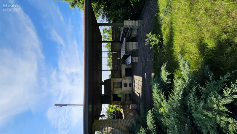 Продаж дома, 2 поверху, 320 кв.м, 6 кімнат, ділянка 22 сотки, <a class="location-link" href="/kurilovka/" title="Недвижимость Курилівка">Курилівка</a>, Озерная, 2а (изображение 2)