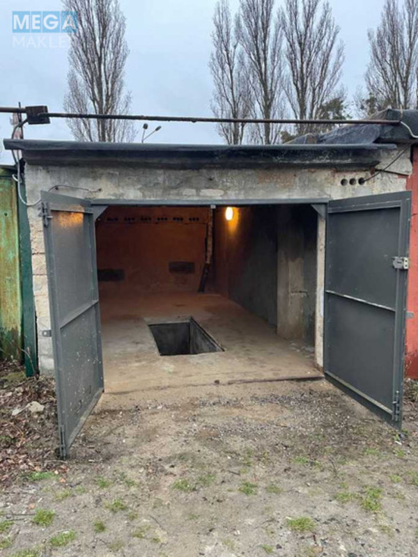 Продаж комерційної нерухомості, 34 кв.м, <a class="location-link" href="/kiev/" title="Недвижимость Київ">Київ</a>, <a class="location-link" href="/kiev/svyatoshinskij/" title="Недвижимость Святошинський район">Святошинський р-н</a>, Василя Степанченка вул., 1а (изображение 3)