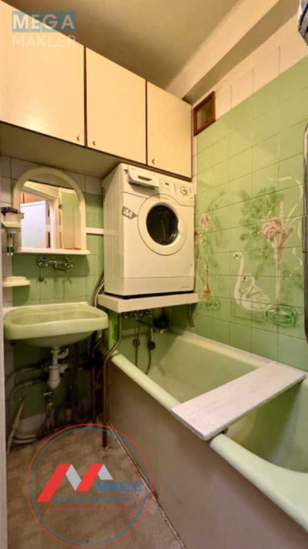 Продаж 2 кімнатної квартири (44/30/7), 5 пов. 5 пов. будинку, <a class="location-link" href="/kiev/" title="Недвижимость Київ">Київ</a>, <a class="location-link" href="/kiev/pecherskij/" title="Недвижимость Печерський район">Печерський р-н</a>, Лейпцизька вул., 3 (изображение 8)