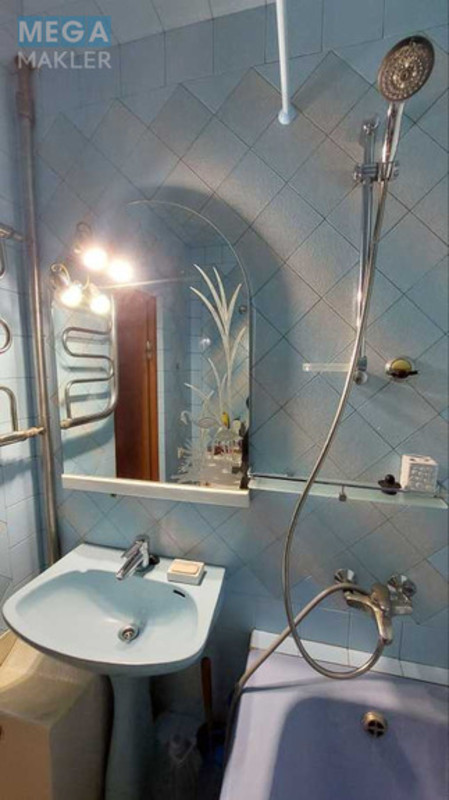 Оренда 2 кімнатної квартири, <a class="location-link" href="/odessa/" title="Недвижимость Одеса">Одеса</a>, <a class="location-link" href="/odessa/kievskij/" title="Недвижимость Київський район">Київський р-н</a>, Ильфа и Петрова, 57 (изображение 13)