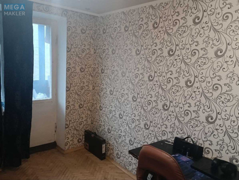 Продаж 3 кімнатної квартири (57/41/7), 2 пов. 5 пов. будинку, <a class="location-link" href="/kiev/" title="Недвижимость Київ">Київ</a>, <a class="location-link" href="/kiev/dneprovskij/" title="Недвижимость Дніпровський район">Дніпровський р-н</a>, Тампере вул., 18 (изображение 3)