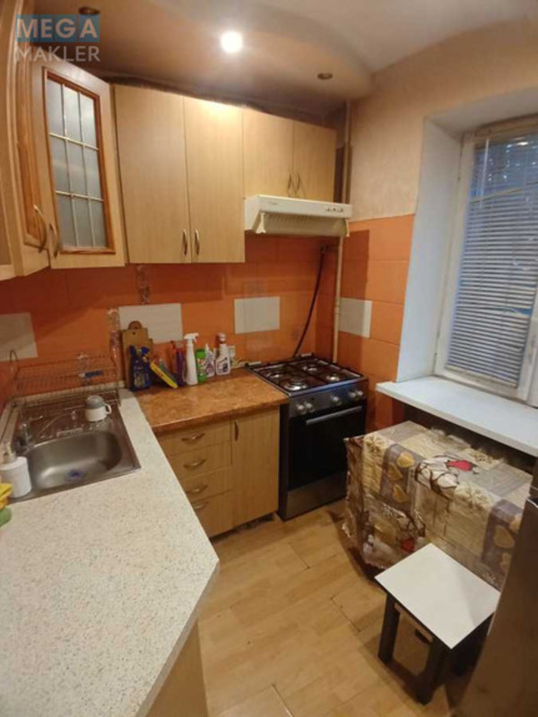 Продаж 3 кімнатної квартири (57/41/7), 2 пов. 5 пов. будинку, <a class="location-link" href="/kiev/" title="Недвижимость Київ">Київ</a>, <a class="location-link" href="/kiev/dneprovskij/" title="Недвижимость Дніпровський район">Дніпровський р-н</a>, Тампере вул., 18 (изображение 4)