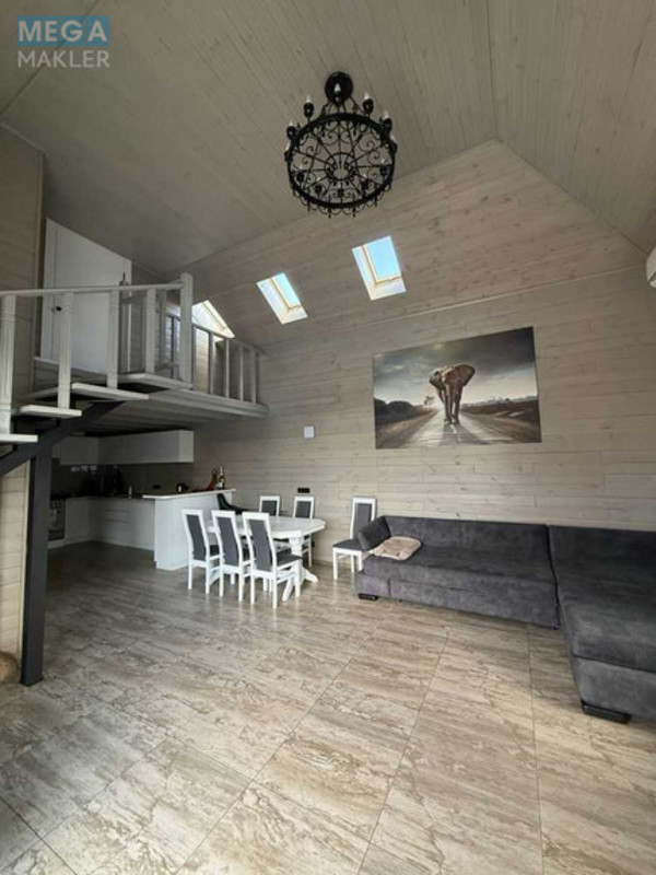 Продаж дома, 2 поверху, 400 кв.м, 6 кімнат, ділянка 17 соток, <a class="location-link" href="/pogreby-selo-kv-brovarskij-rajon/" title="Недвижимость Погреби">Погреби</a>, Перша лінія, 1 (изображение 6)