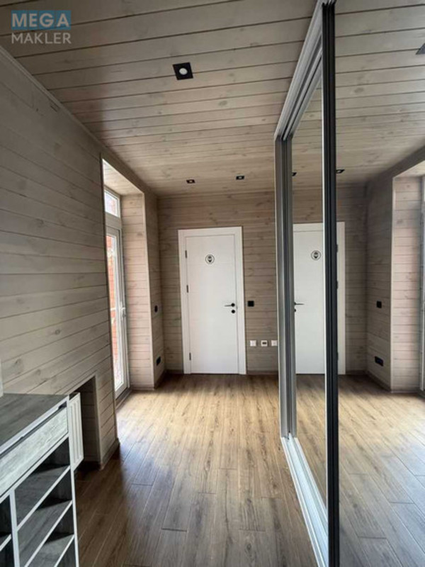 Продаж дома, 2 поверху, 400 кв.м, 6 кімнат, ділянка 17 соток, <a class="location-link" href="/pogreby-selo-kv-brovarskij-rajon/" title="Недвижимость Погреби">Погреби</a>, Перша лінія, 1 (изображение 12)