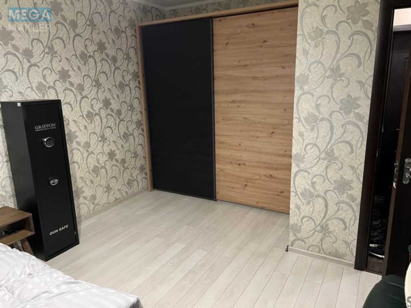 Оренда 1 кімнатної квартири, <a class="location-link" href="/kiev/" title="Недвижимость Київ">Київ</a>, <a class="location-link" href="/kiev/solomenskij/" title="Недвижимость Солом'янський район">Солом'янський р-н</a>, Гладковская ул. (изображение 2)