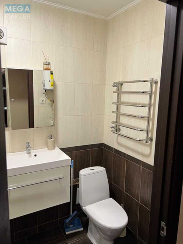 Оренда 1 кімнатної квартири, <a class="location-link" href="/kiev/" title="Недвижимость Київ">Київ</a>, <a class="location-link" href="/kiev/solomenskij/" title="Недвижимость Солом'янський район">Солом'янський р-н</a>, Гладковская ул. (изображение 5)